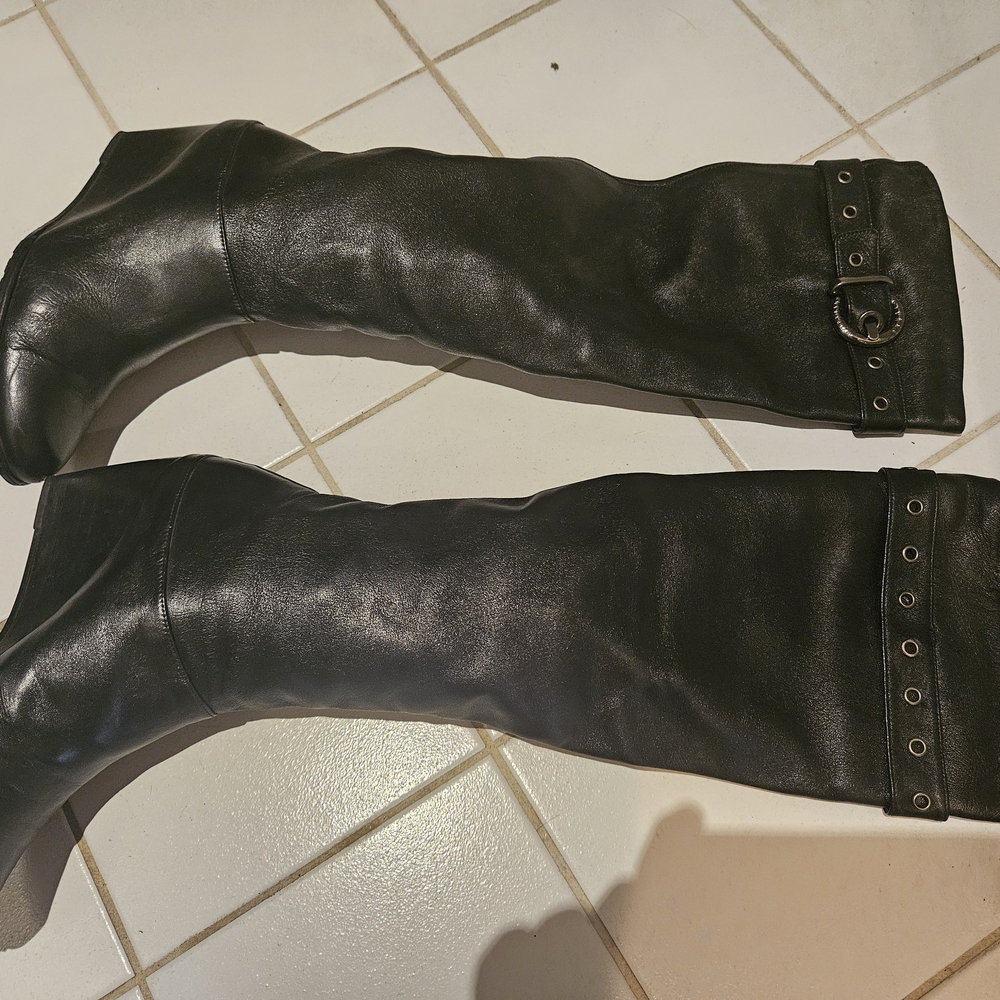 Stuart Weitzman Black Knee High Boots